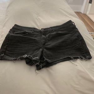 Black cut off jeans shorts